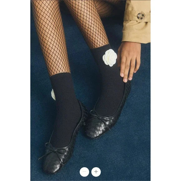 SCHUTZ New in Box Arissa Woven Ballet Square Toe Flat in Black // 6 - Picture 12 of 13